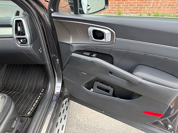 Kia Sorento 13 of 14