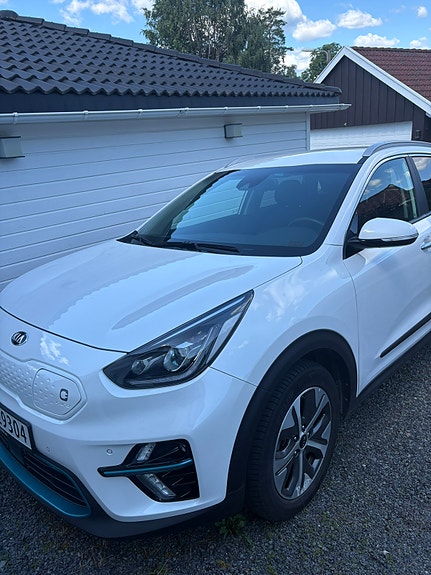 Kia e-Niro 2 of 4