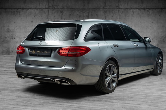 Mercedes-Benz C350 6 of 30