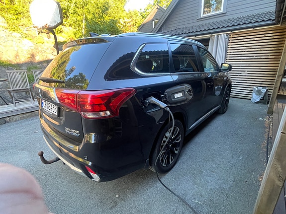 Mitsubishi Outlander 4 of 5