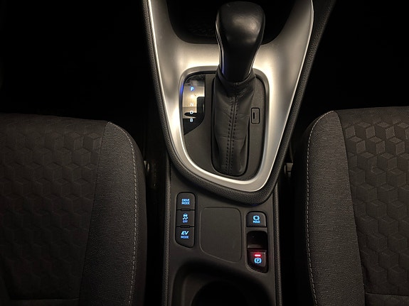 Toyota Yaris 20 of 23