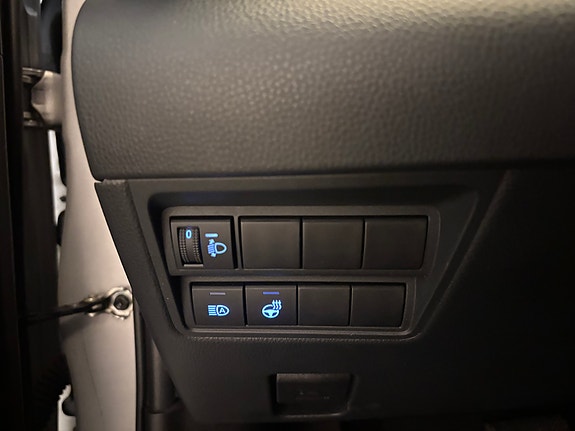 Toyota Yaris 21 of 23