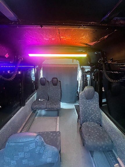 Mercedes-Benz Sprinter 413 4 of 9