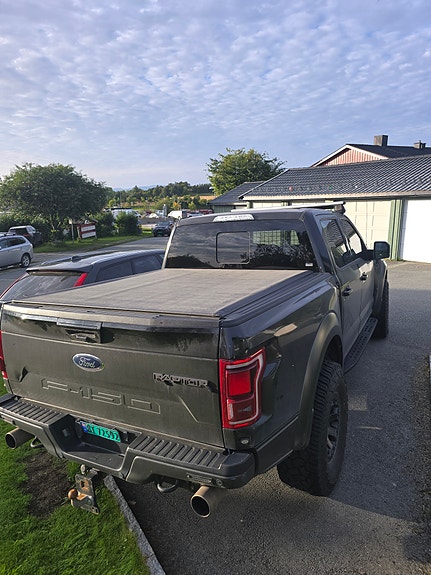 Ford F-150 17 of 20