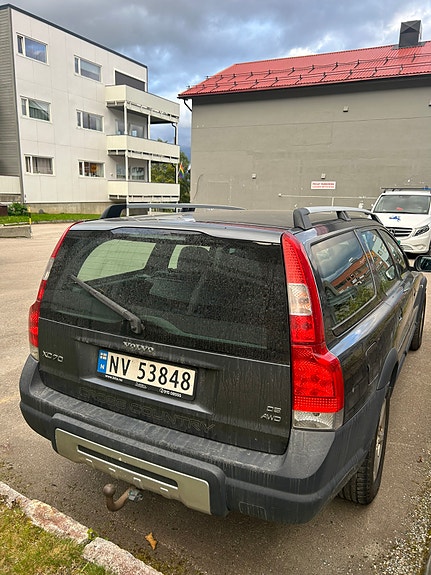 Volvo XC70 3 of 10