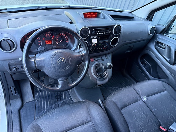 Citroen Berlingo 11 of 30