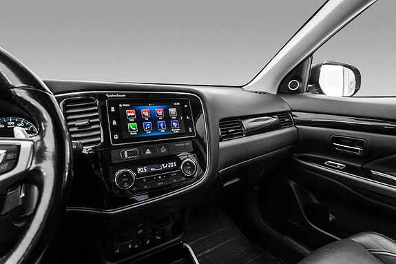 Mitsubishi Outlander 23 of 30