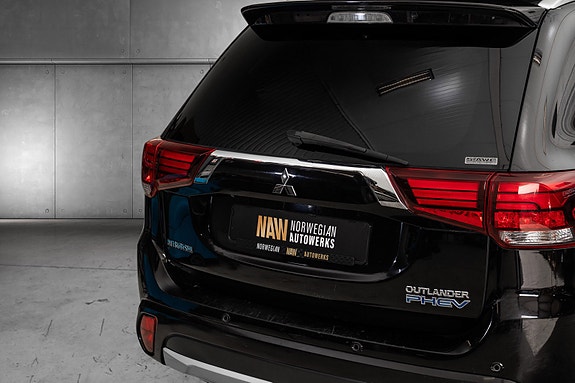 Mitsubishi Outlander 4 of 30