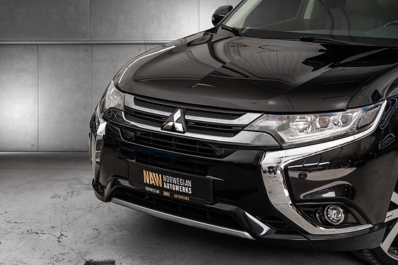 Mitsubishi Outlander 2 of 30