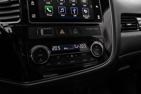 Mitsubishi Outlander 28 of 30
