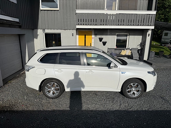 Mitsubishi Outlander 6 of 25