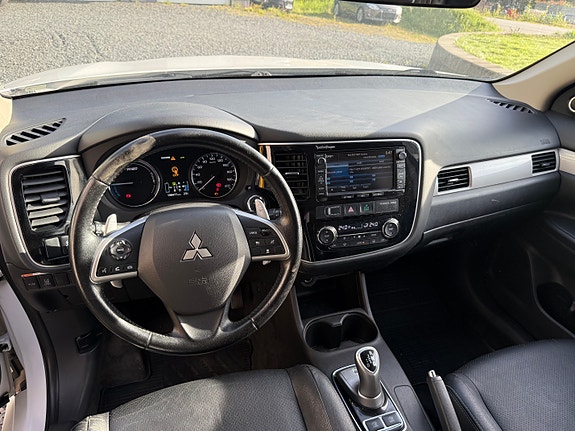 Mitsubishi Outlander 11 of 25