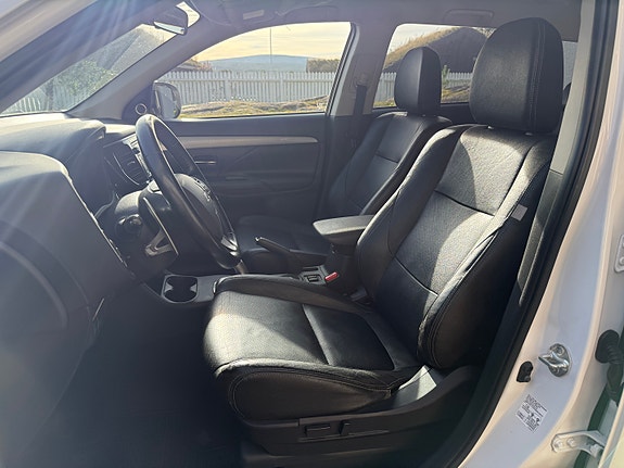 Mitsubishi Outlander 15 of 25