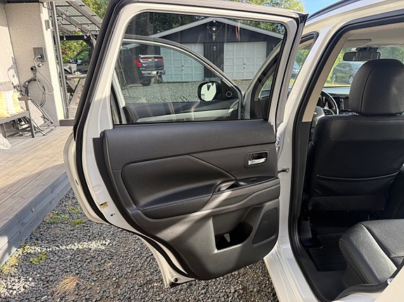 Mitsubishi Outlander 23 of 25