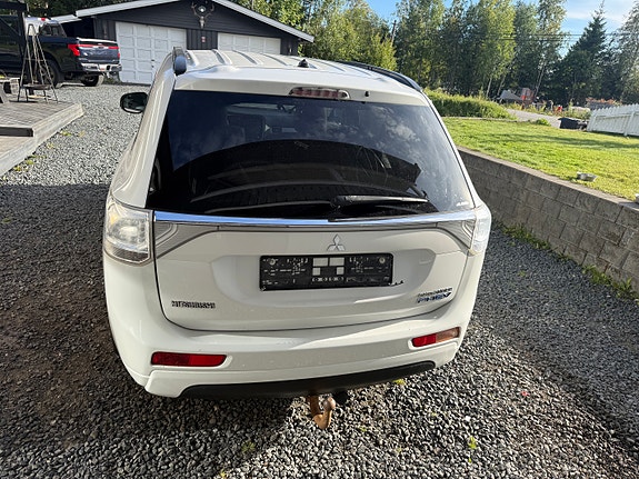 Mitsubishi Outlander 4 of 25