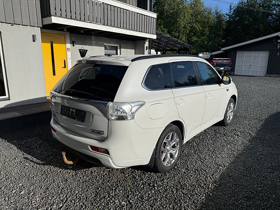 Mitsubishi Outlander 5 of 25