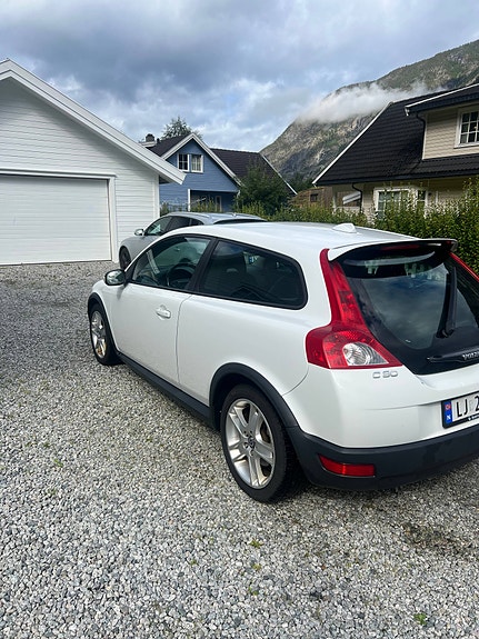 Volvo C30 2 of 4