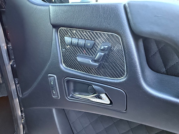 Mercedes-Benz G63 21 of 30