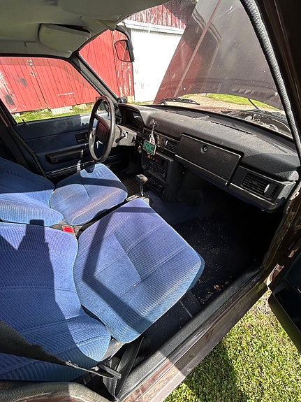 Volvo 240 9 of 12