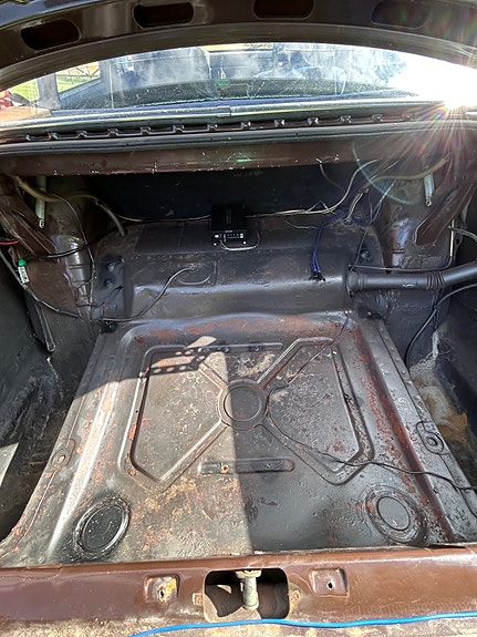 Volvo 240 11 of 12