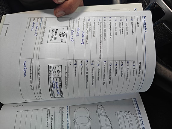 Volkswagen Golf VI 16 of 22