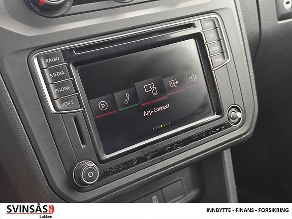 Volkswagen Caddy Maxi 12 of 17