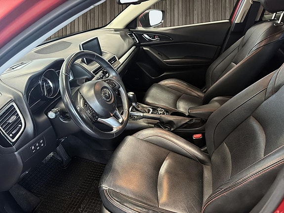 Mazda 3 9 of 13