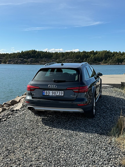 Audi A4 allroad 3 of 17