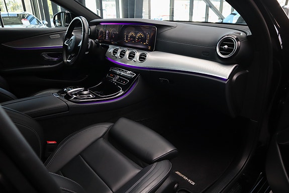 Mercedes-Benz E220 d 26 of 30
