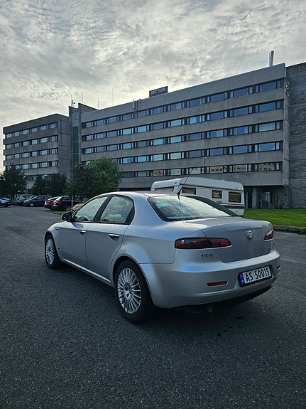 Alfa Romeo 159 6 of 13
