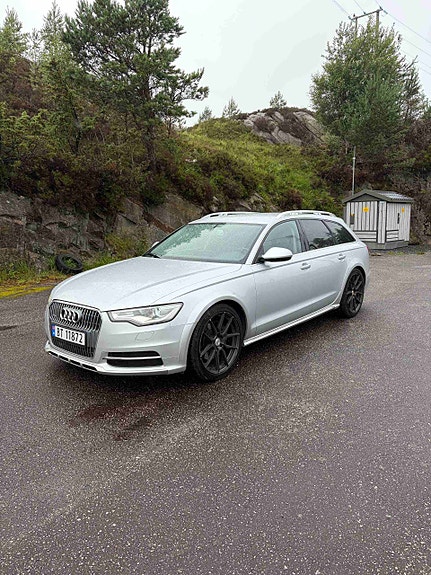 Audi A6 allroad 2 of 26