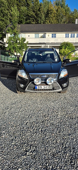 Ford Kuga 2 of 7