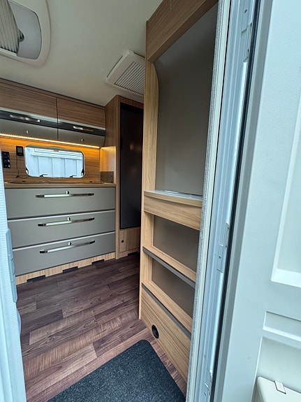 Hymer Erika Exciting 485 6 of 23