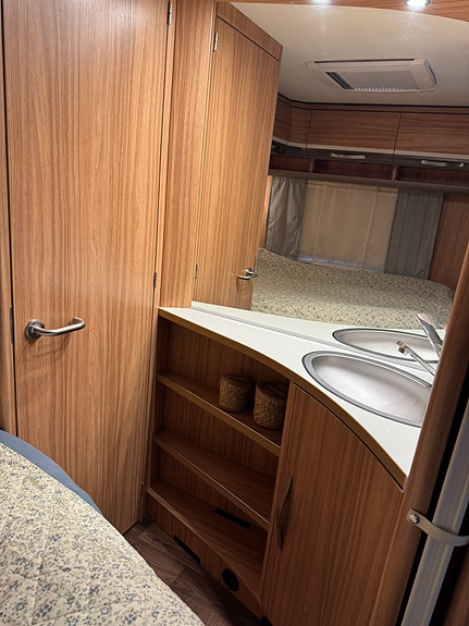 Hymer Erika Exciting 485 17 of 23