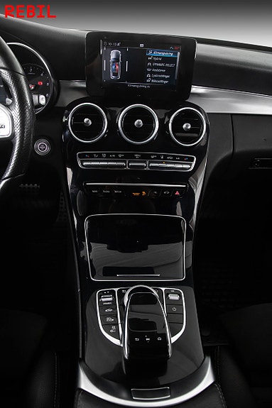 Mercedes-Benz C-Klasse 18 of 27