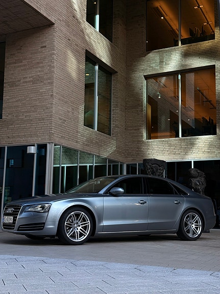 Audi A8 3 of 30