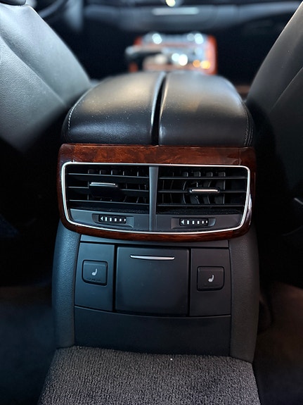 Audi A8 22 of 30