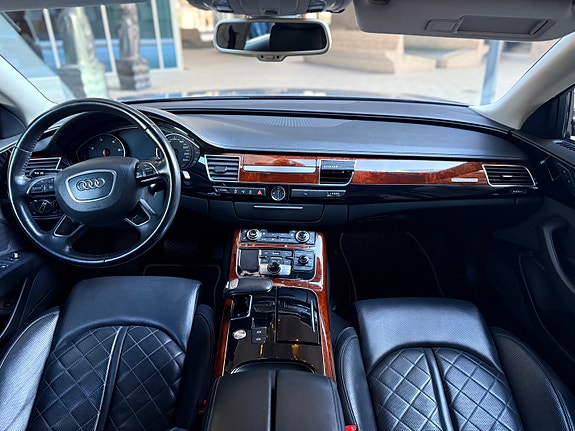 Audi A8 20 of 30