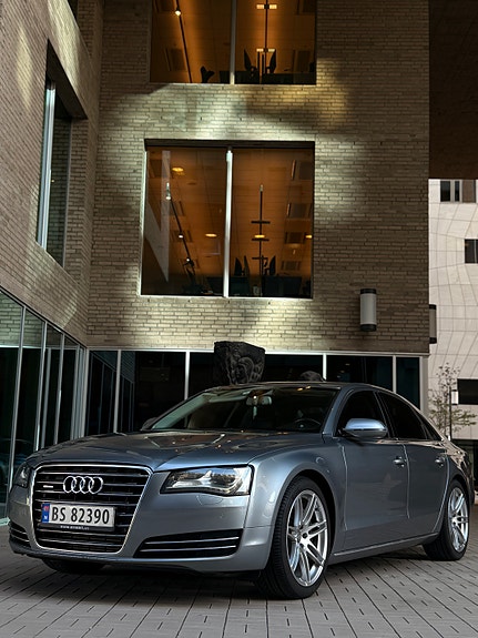 Audi A8 2 of 30