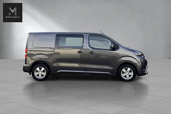 Toyota Proace 2 of 25