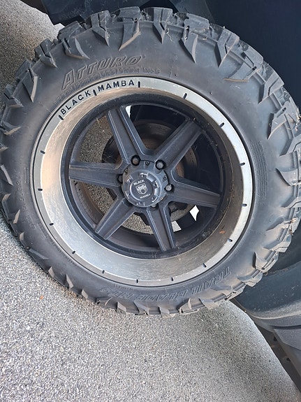 Chevrolet Avalanche 26 of 30
