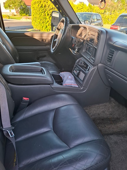 Chevrolet Avalanche 21 of 30