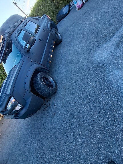 Chevrolet Avalanche 3 of 30