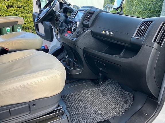 Pilote P700GJ Solcelle,En eier,Ny reg.reim. Ny service. SE PRISEN 14 of 30