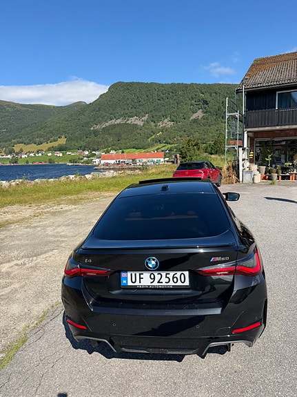 BMW i4 25 of 30