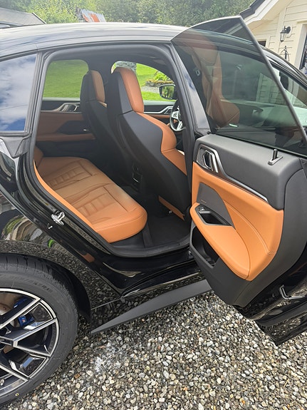 BMW i4 19 of 30
