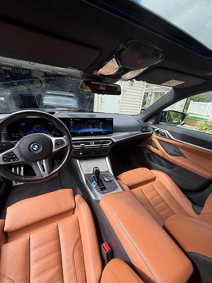 BMW i4 11 of 30