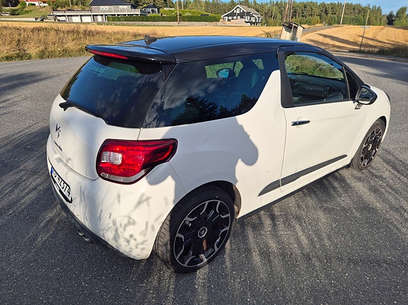 Citroen DS3 3 of 12