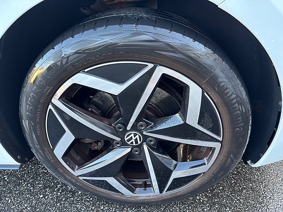 Volkswagen ID.3 10 of 12
