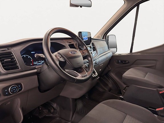 Ford Transit 15 of 30